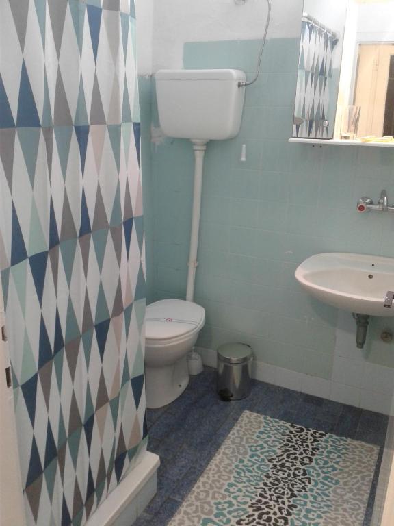 Koupelna v ubytování Hotel Kamelija