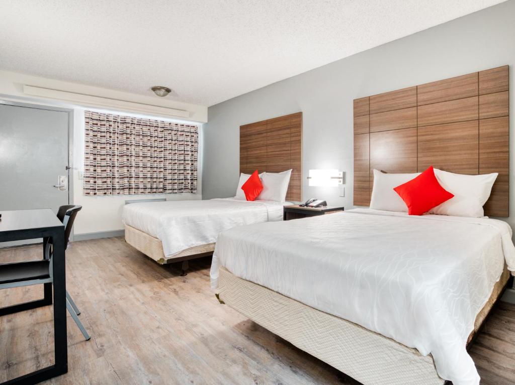 Dallas Love Field Inn - Queen Room Met Twee Queensize Bedden