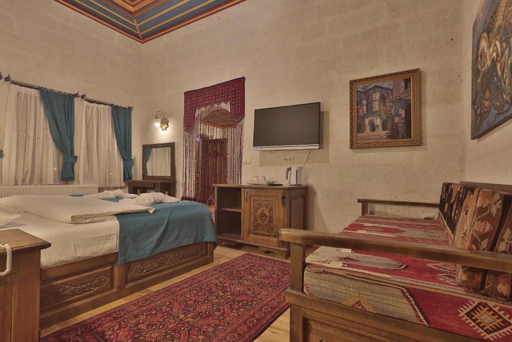 TV a/nebo společenská místnost v ubytování Yoruk Stone House