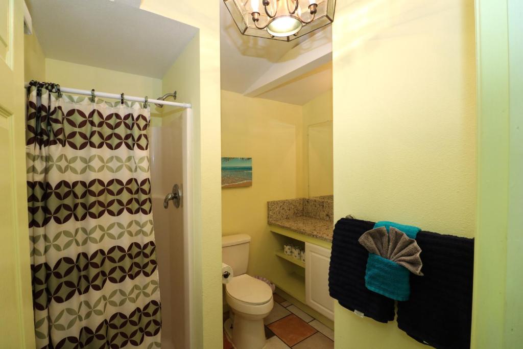 Grove City Motel - One-Bedroom Apartment