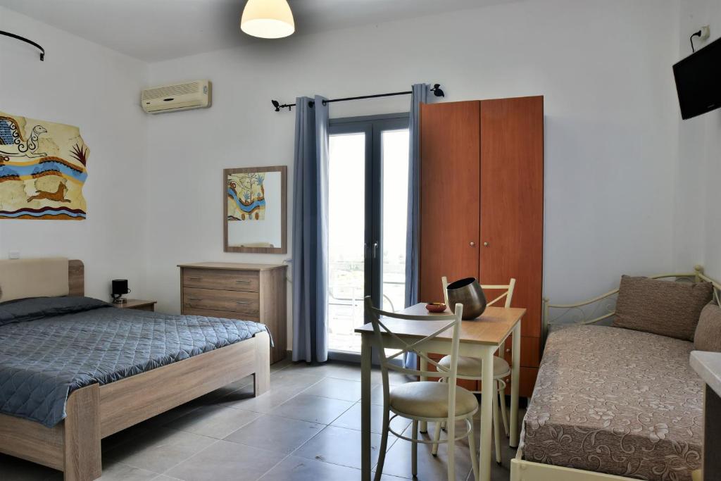 Superior Studio with Sea View (3 Adults)