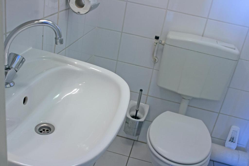 Koupelna v ubytování Koopermoolen