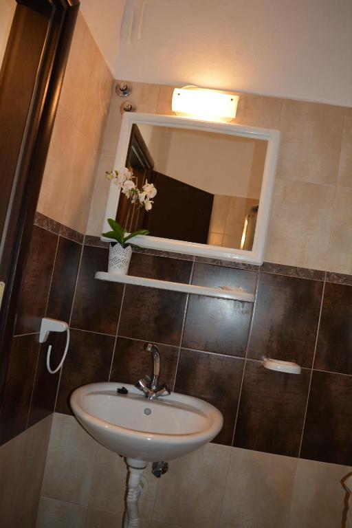 Xanemos Port Xanemos Studios - 16