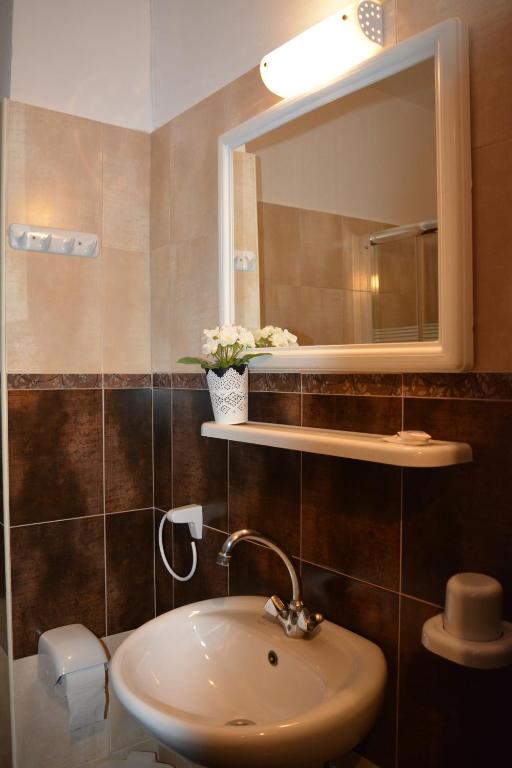 Xanemos Port Xanemos Studios - 4