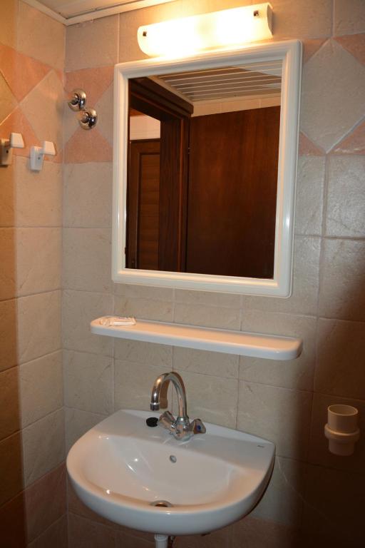 Xanemos Port Xanemos Studios - 12