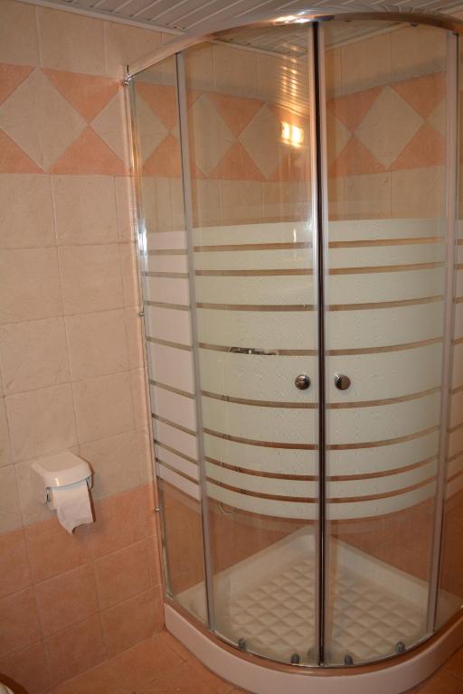 Xanemos Port Xanemos Studios - 13