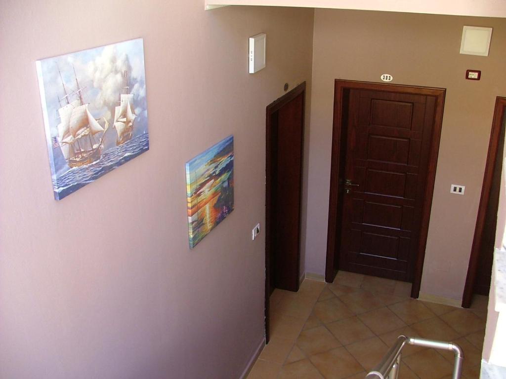 Fotografie z fotogalerie ubytování Hotel Dollari v destinaci Durrës