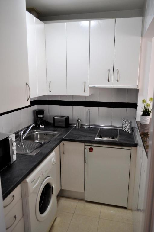 Studio in The Center of Torremolinos, Torremolinos – Updated ...