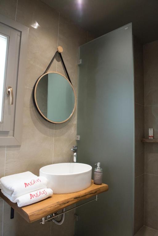 Koupelna v ubytování MELIES- Seaside Boutique Apartments