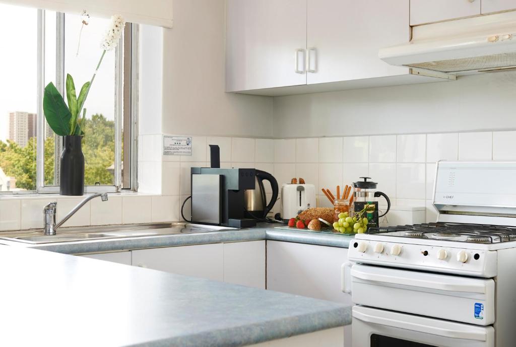 Birches Serviced Apartments - Resim 24