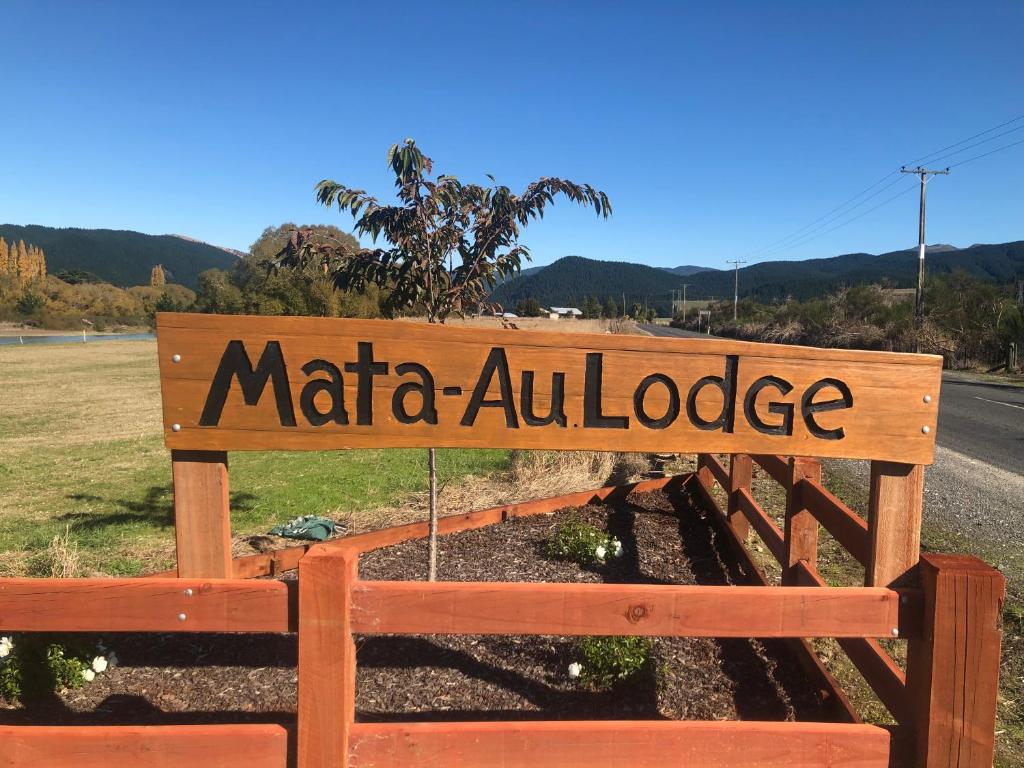 תמונה מהגלריה של Mata-au Lodge בBeaumont