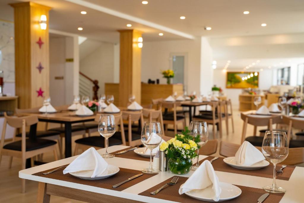 Restaurace v ubytování CEREJA Hotel & Resort Dalat