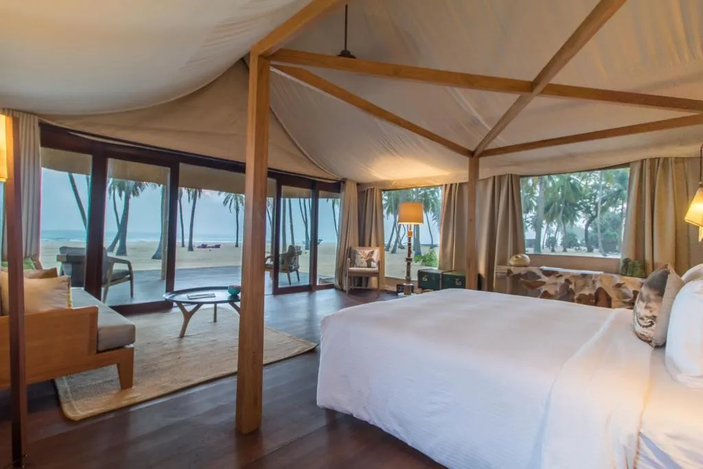 Beachfront Suite