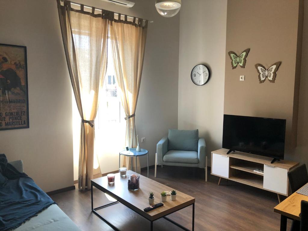 SOLOMOU APARTMENT - 15