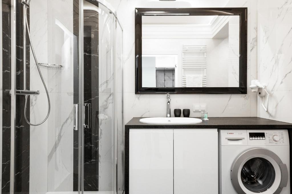 Kúpeľňa v ubytovaní Apartments Warsaw Przyokopowa by Noclegi Renters