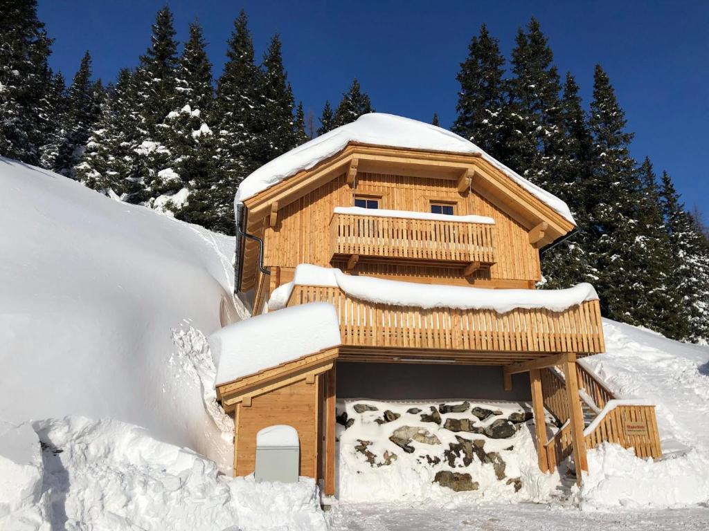 Mankerl Hütte Lachtal v zime