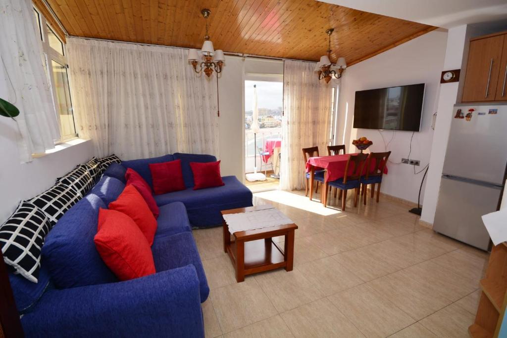 1st Line Las Canteras Beach Private Terrace Attic