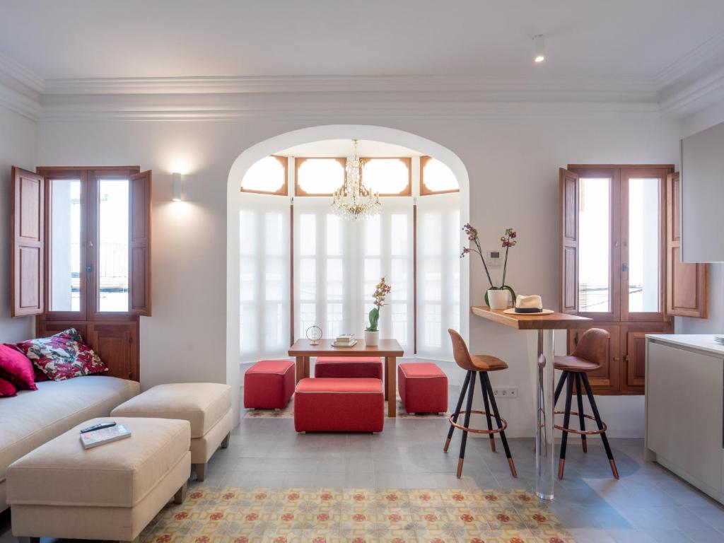 Es Palauet Brandnew one suite apartment in Ibiza center ...