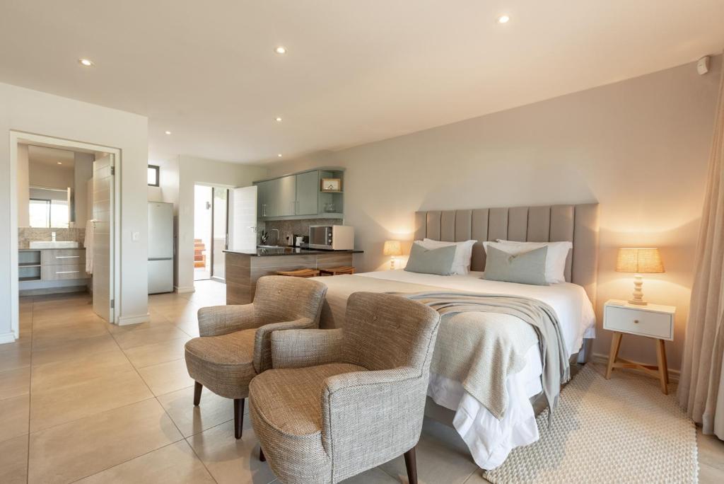 Sunrise Bay Self Catering - Image 34