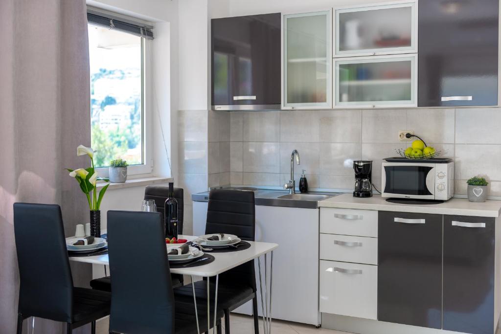 Studio Apartment & Room TEN - Free parking - 2