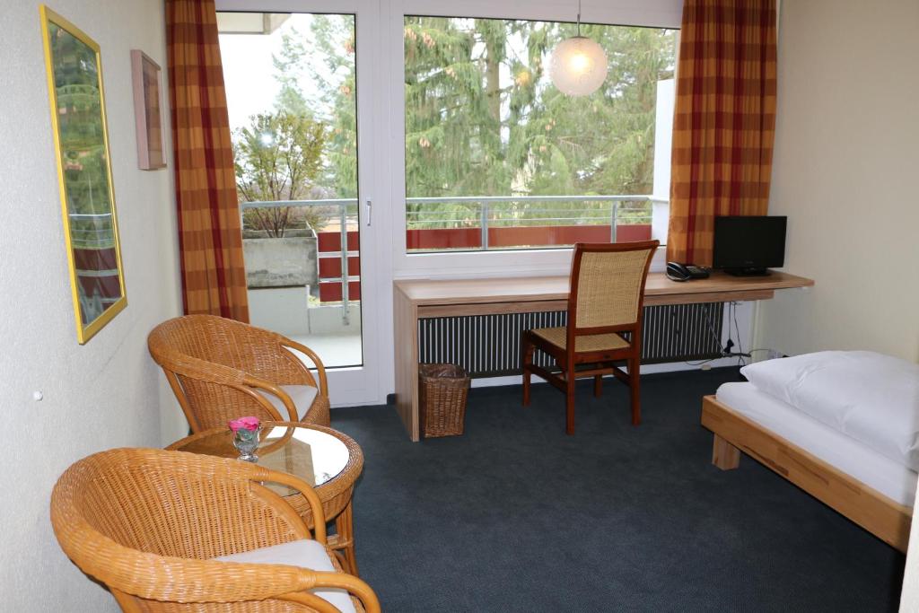 TV a/nebo společenská místnost v ubytování Hotel & Bildungszentrum Matt
