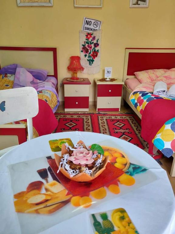 Private room historic center Elbasan - Image 1