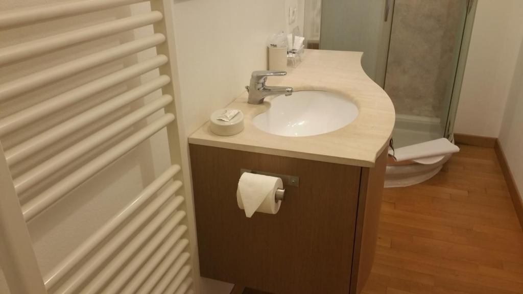 Koupelna v ubytování Bed & Bistrò Che Piasì