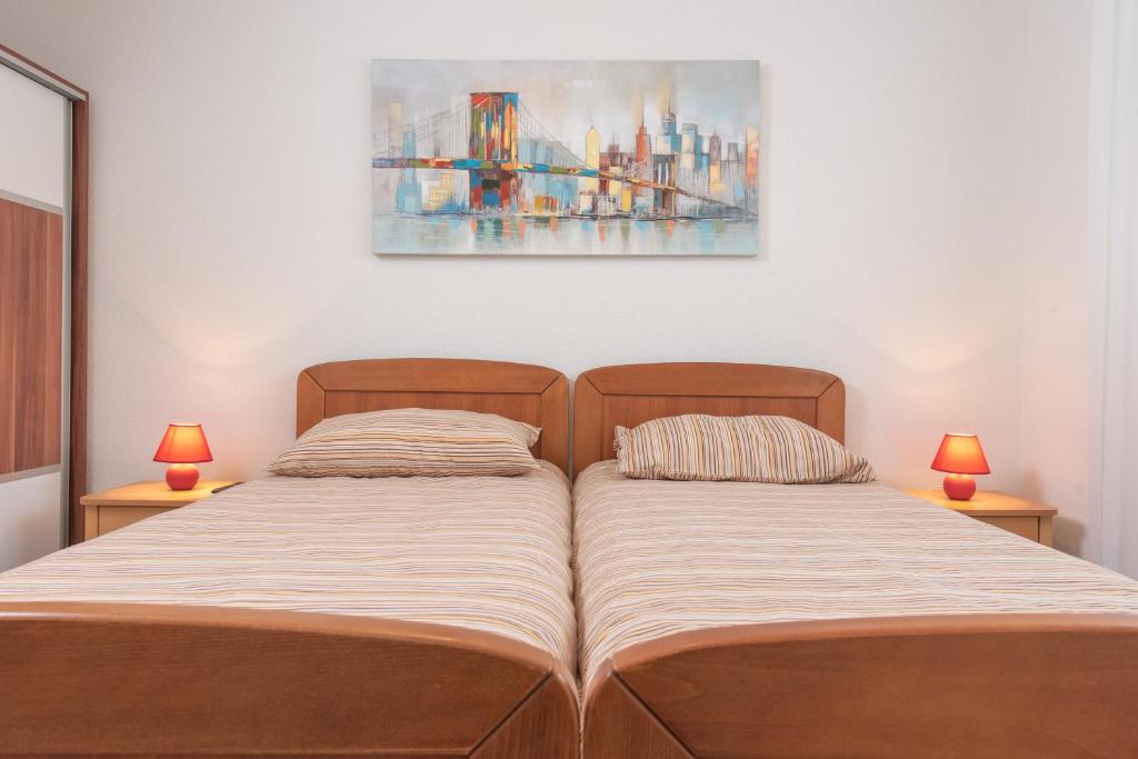 Apartments & Rooms Seaside - 5