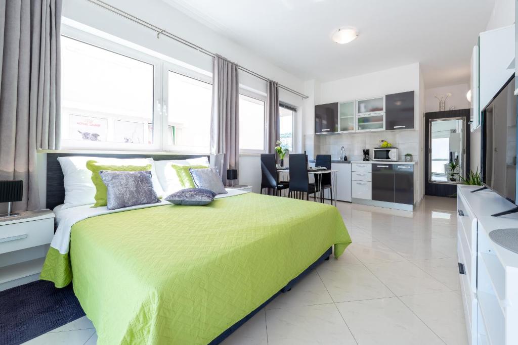 Studio Apartment & Room TEN - Free parking - 1