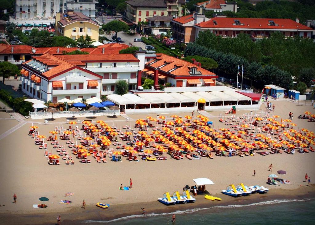 Pláž u hotelu