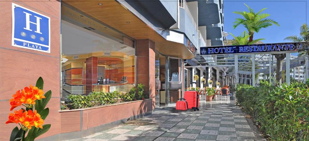 Budova, v ktorej sa hotel nachádza