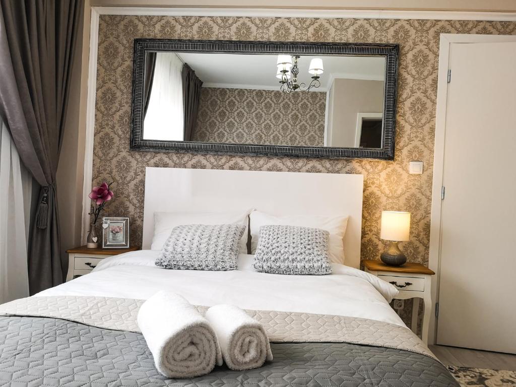 YNS Apartaments - Resim 43