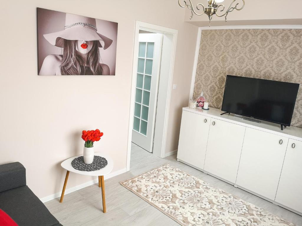 YNS Apartaments - Deluxe Apartment