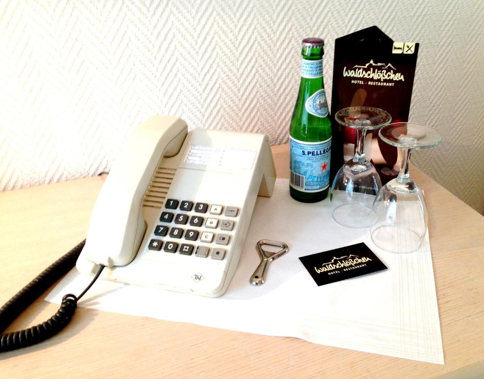 Nápoje v ubytování Hotel Waldschlösschen