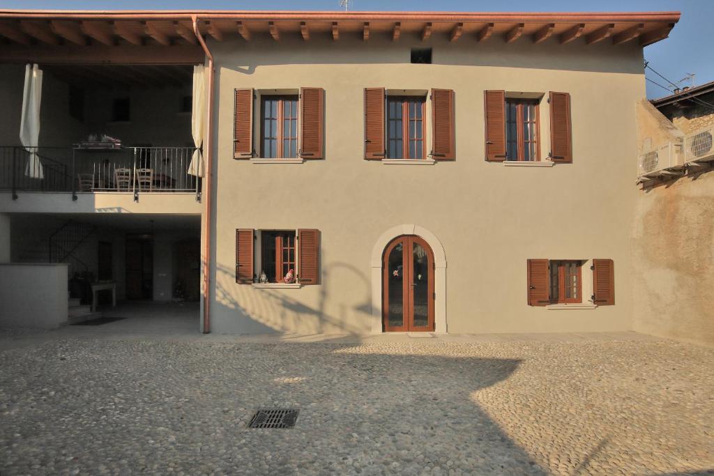 The building in which Az apartmant is located