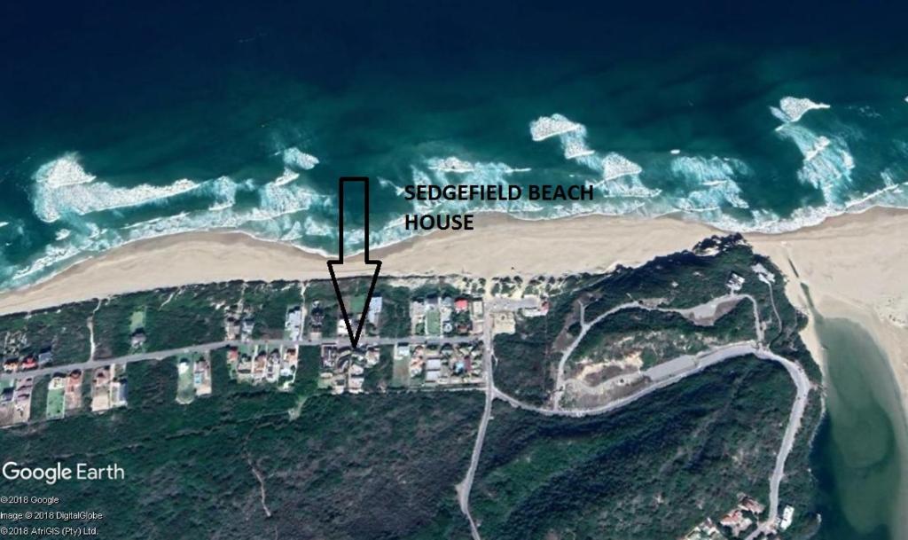 an aerial view of the proposed beach house on a cliff at Sedgefield Beach House/Sedgefield Strandhaus in Sedgefield