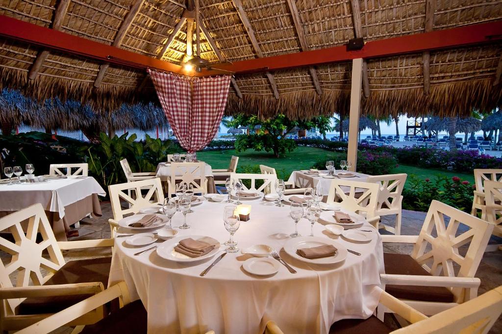 Restaurace v ubytování Catalonia Bayahibe - All Inclusive
