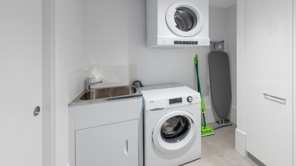 Avani Adelaide Residences - Resim 30