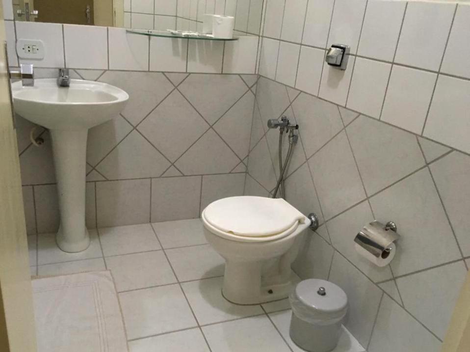 Koupelna v ubytování Apucarana Palace Hotel