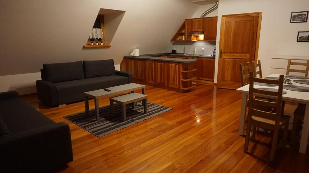 Pod Kasztanami - One-Bedroom Chalet