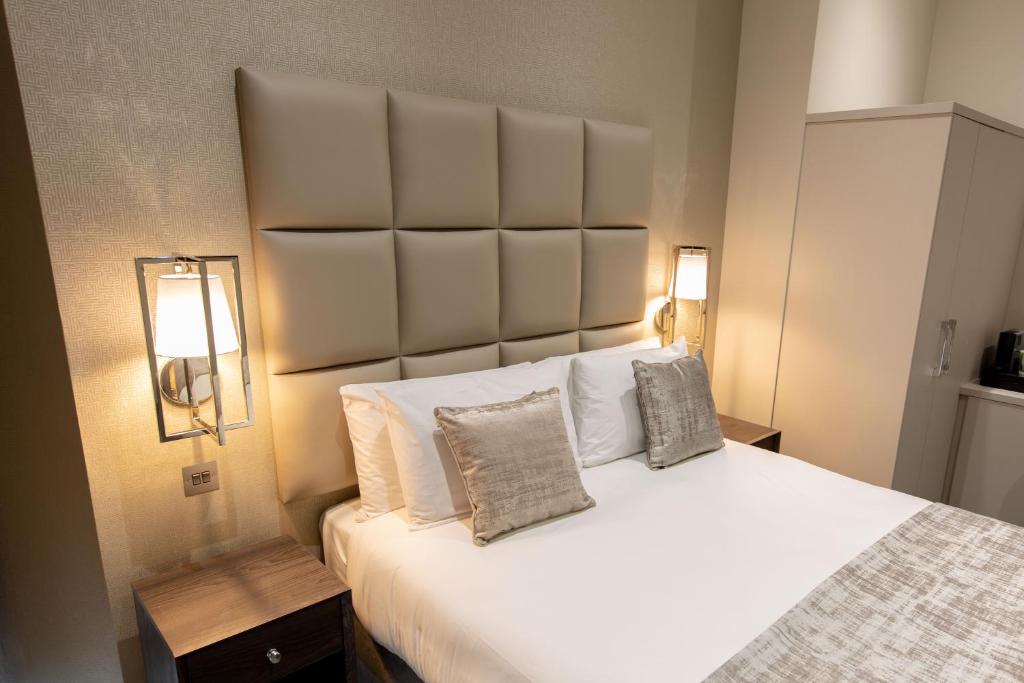 The Crescent Hyde Park - Resim 18