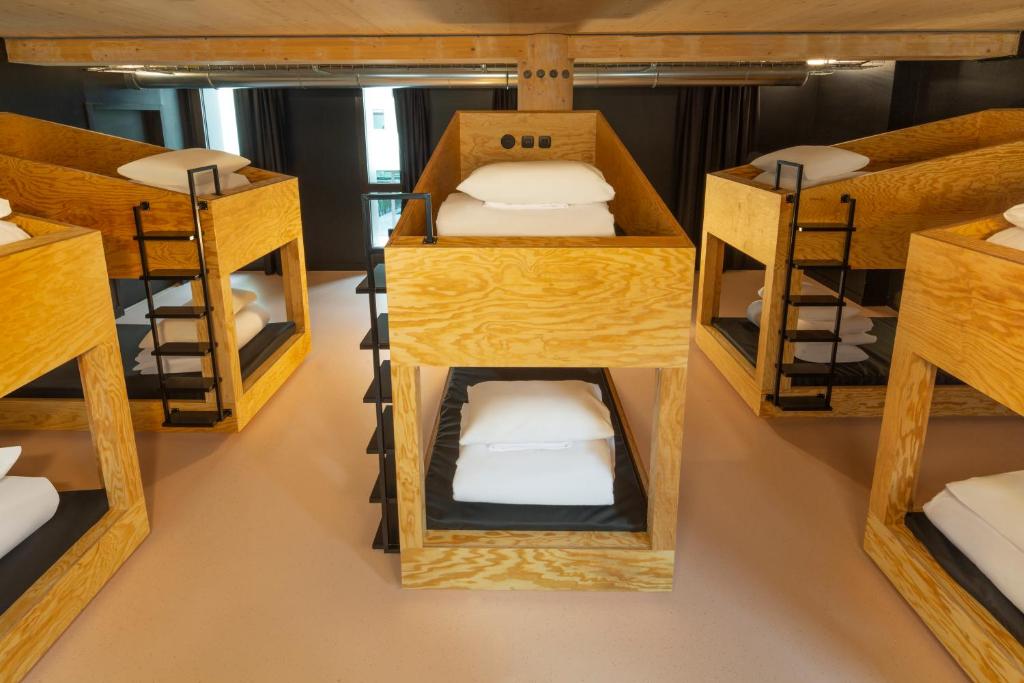 JO&JOE Paris Gentilly - Auberge de Jeunesse - 1 Bed In A 12 Female Shared Room