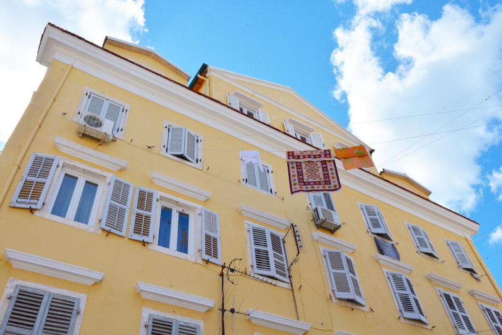 Budova, v ktorej sa apartmán nachádza