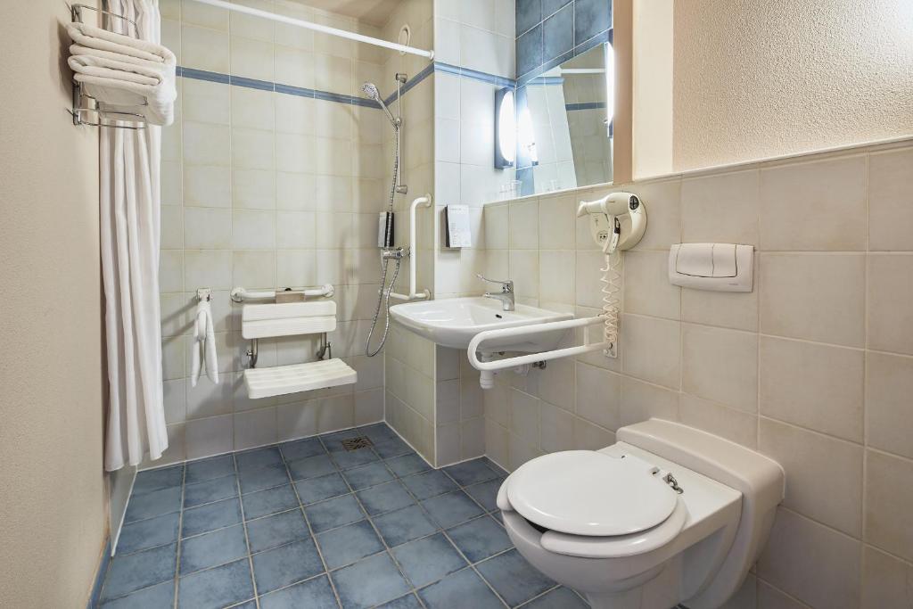 Campanile Poznan - Resim 18