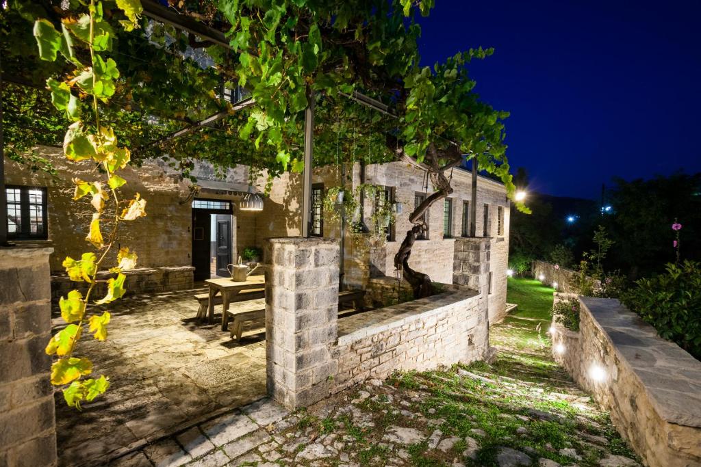 A garden outside "Apeiros Chora" Hotel, Zagori