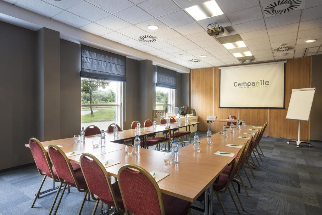 Campanile Poznan - Resim 19