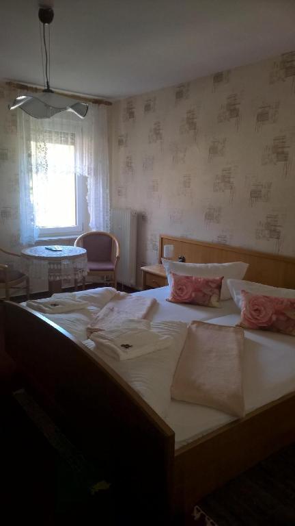 Postel nebo postele na pokoji v ubytování Hotel Monte Somma