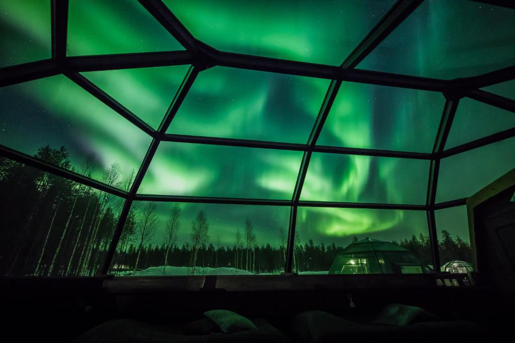 Arctic SnowHotel & Glass Igloos — igloos de verre et hôtel de neige près de Rovaniemi