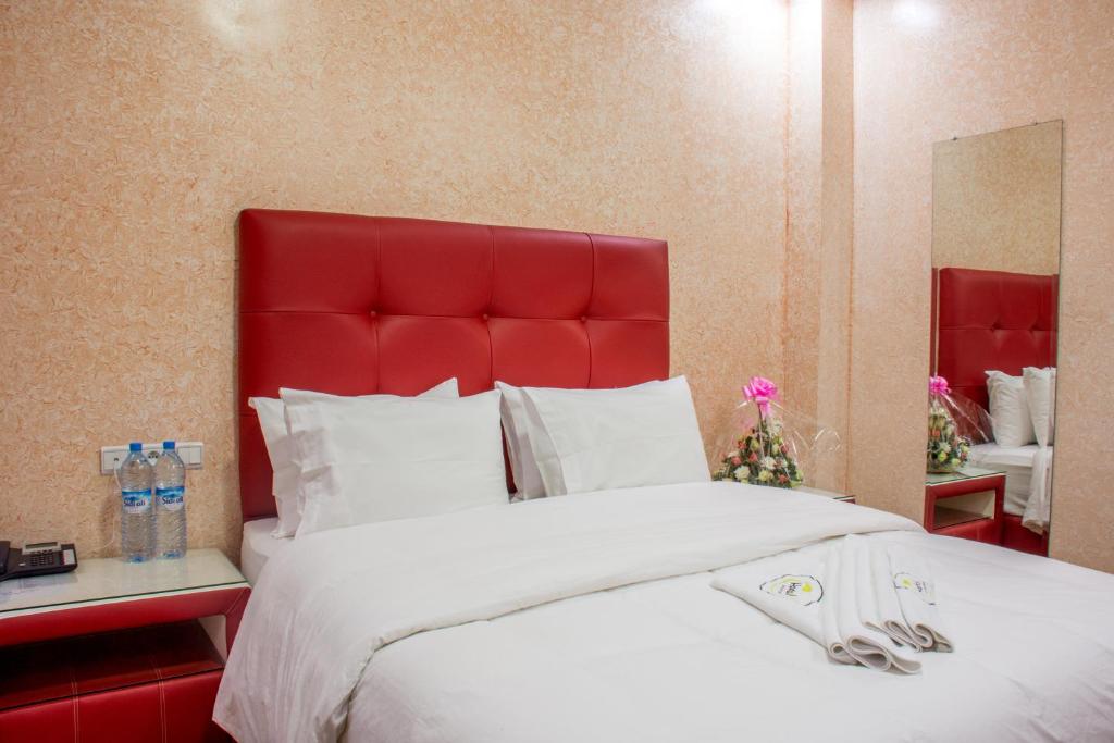 Hôtel Hadaik Ain Asserdoune - 