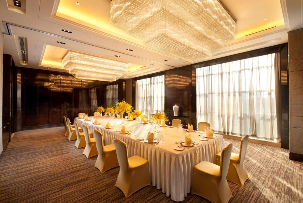 Restaurace v ubytování Wanda Realm Langfang